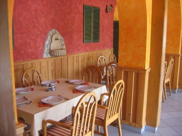 Sziget Hotel&Restaurant Tarjan Bagian luar foto